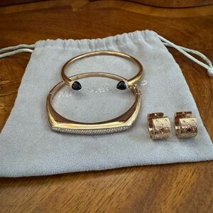 Michael Kors Elegant Gold and Black Jewelry Set